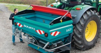 Sulky UK exhibits new self-winding fertiliser spreader cover at LAMMA SULKY_Burel_New_Hopper 700
