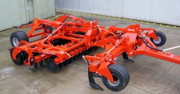New wider, folding version of trailed Combi-Disc offers high output, single pass cultivation combi-disc_450 700