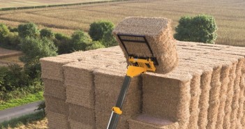 JCB bale spike and grab attachments ensure efficient handling JCB 535-95 Agri PRO High Back Bale Spike 03a