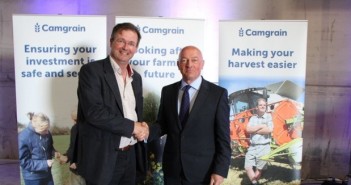 Frontier and Camgrain announce a new five-year marketing agreement John Latham (left) and Mark Aitchison