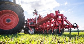 Lemken realigns product range LEMKEN_Steketee_Hacke