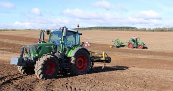 New tractors arrive at UK dealerships Fendt New 300 and 700 series models @300