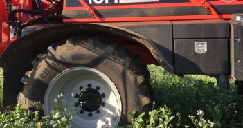 Sprayer pioneer fits new intelligent tyres Continental VF tyres - SAM Sprayer