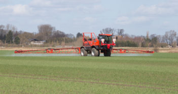 Free low drift spray nozzles and training for Midland farmers