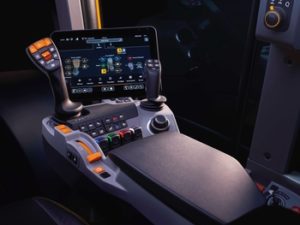 Fastrac ‘icon’ with all new tech-focused controls from JCB